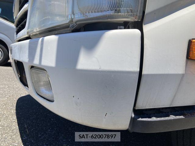 Toyota TOYOACE 2011-05 7360188-16