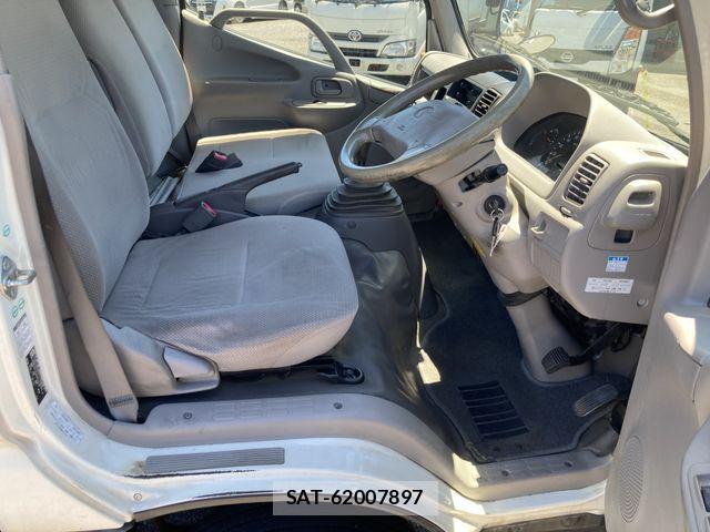 Toyota TOYOACE 2011-05 7360188-5