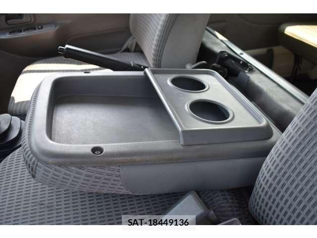 Toyota TOYOACE 2018-04 7458442-13
