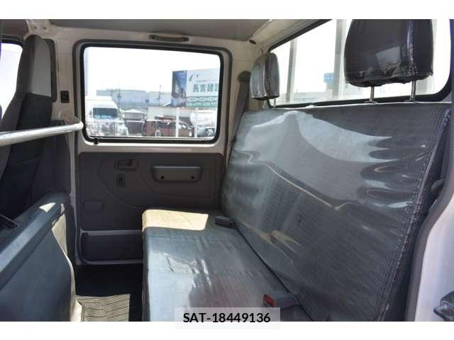 Toyota TOYOACE 2018-04 7458442-17