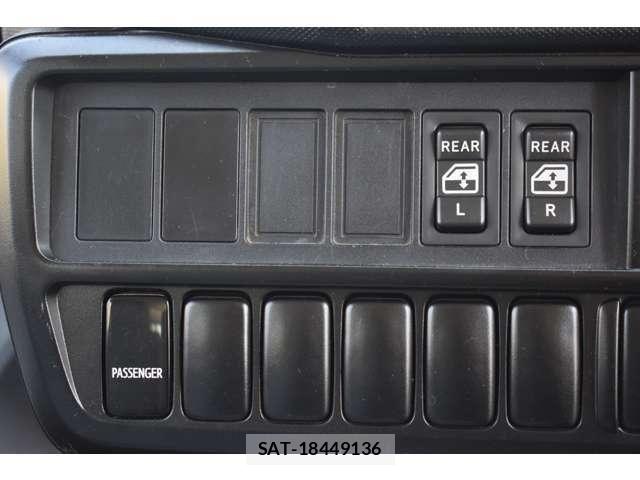 Toyota TOYOACE 2018-04 7458442-19