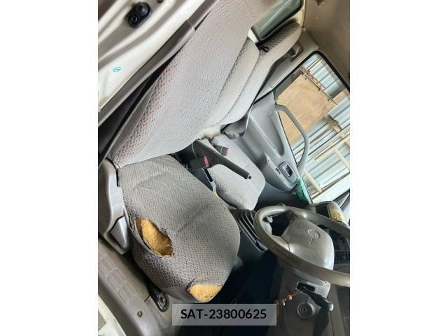 Toyota TOYOACE 2006-07 7458443-10