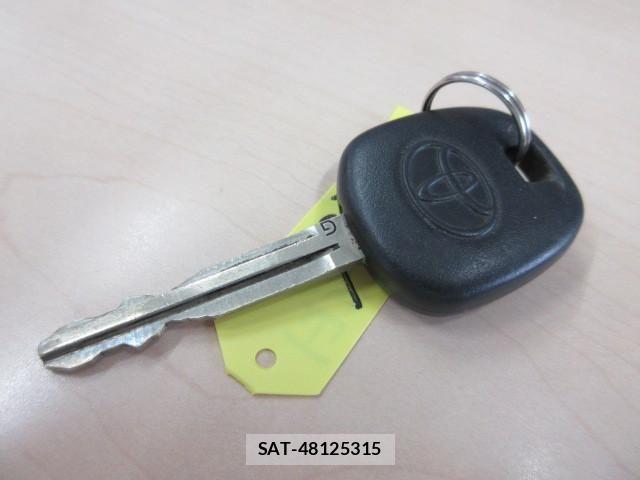 Toyota TOYOACE 2017-06 7503276-4