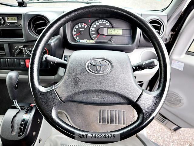 Toyota TOYOACE 2017-11 7503277-3