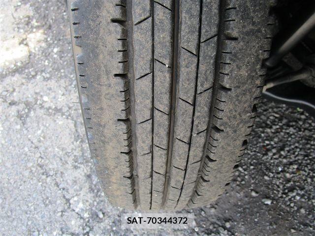 Toyota TOYOACE 2016-06 7620831-17