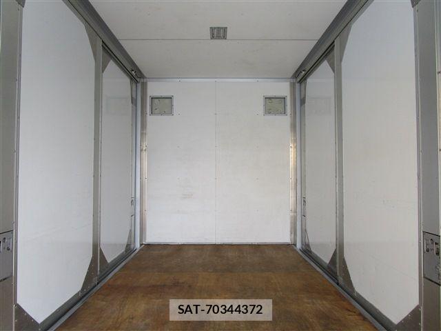 Toyota TOYOACE 2016-06 7620831-8