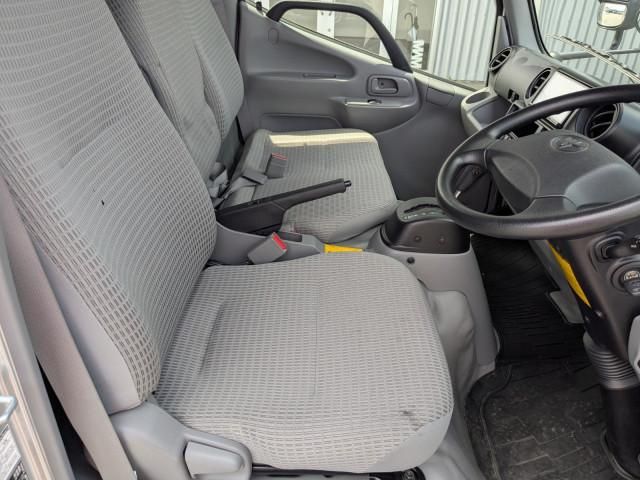 Toyota TOYOACE 2020-04 7710541-10
