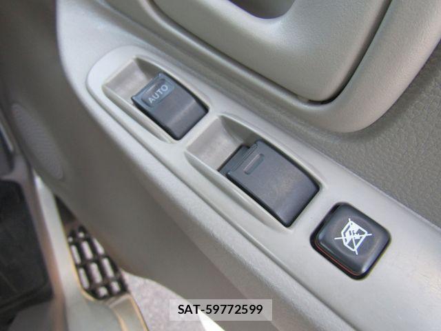 Toyota TOYOACE 2003-11 7729923-17