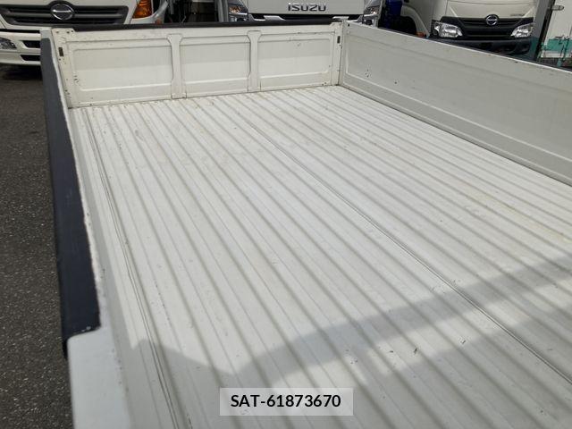 Toyota TOYOACE 2012-08 7729908-10