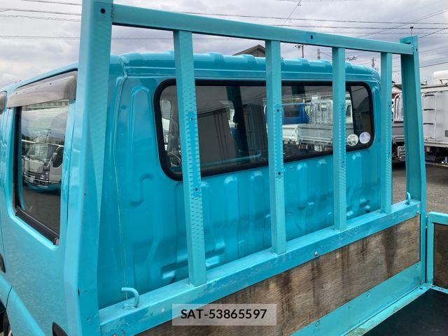 Toyota TOYOACE 2011-03 7729918-14