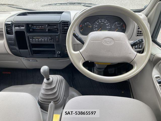 Toyota TOYOACE 2011-03 7729918-7