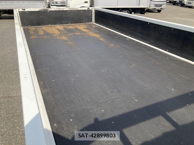 Toyota TOYOACE 2019-04 7729919-11