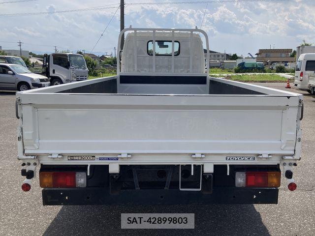 Toyota TOYOACE 2019-04 7729919-4
