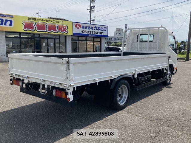 Toyota TOYOACE 2019-04 7729919-5