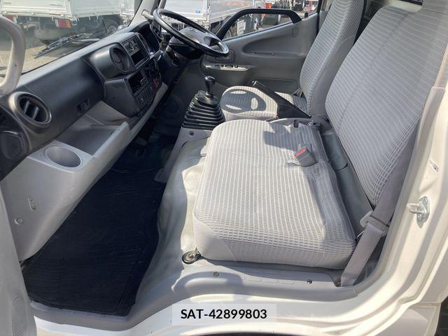 Toyota TOYOACE 2019-04 7729919-8