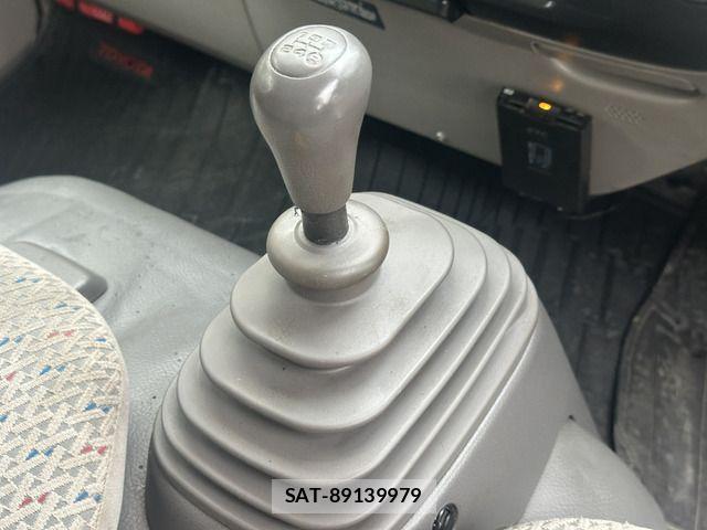 Toyota TOYOACE 2006-11 7729925-15