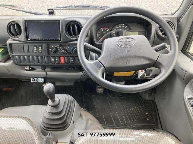 Toyota TOYOACE 2019-11 7729911-9