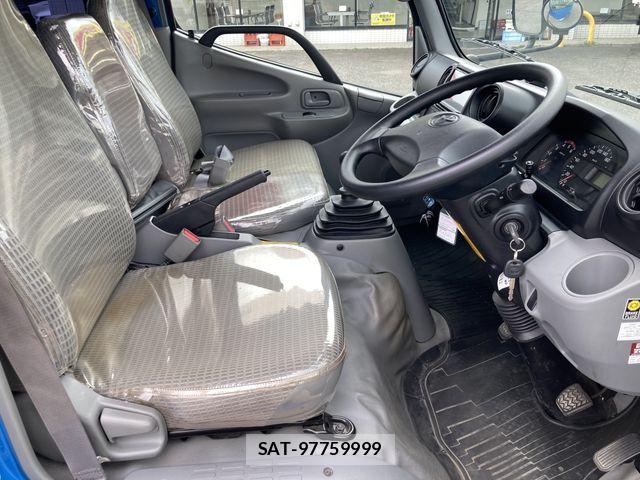 Toyota TOYOACE 2019-11 7729911-7