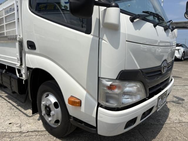 Toyota TOYOACE 2014-12 7737897-13