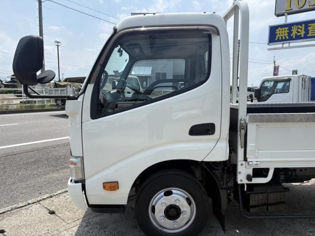 Toyota TOYOACE 2014-12 7737897-16