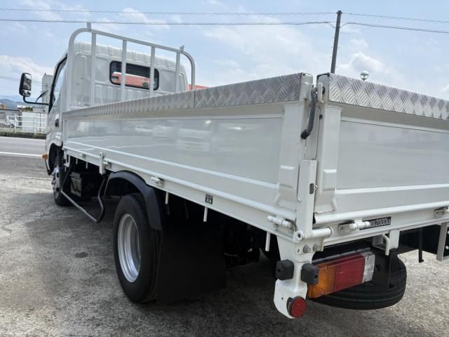 Toyota TOYOACE 2014-12 7737897-24
