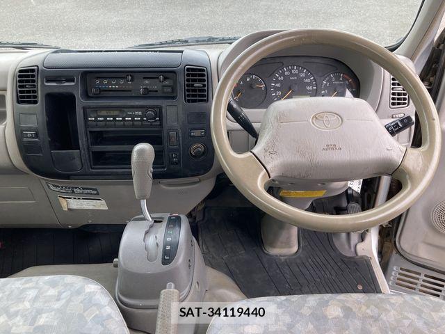 Toyota TOYOACE 2015-01 7789888-7