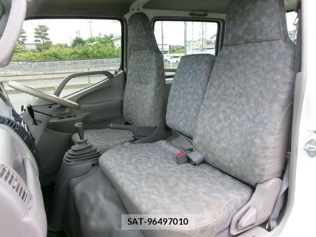Toyota TOYOACE 2014-04 7789898-16