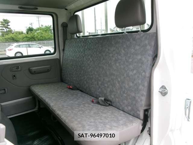 Toyota TOYOACE 2014-04 7789898-19