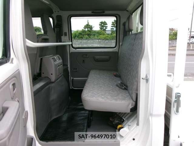 Toyota TOYOACE 2014-04 7789898-20