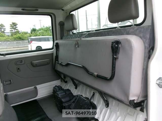 Toyota TOYOACE 2014-04 7789898-23