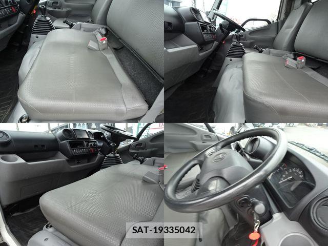 Toyota TOYOACE 2020-06 7880076-10