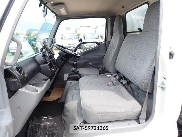 Toyota TOYOACE 2015-03 7903528-15