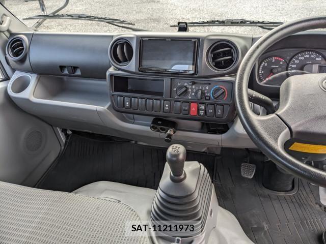 Toyota TOYOACE 2018-12 7964141-19