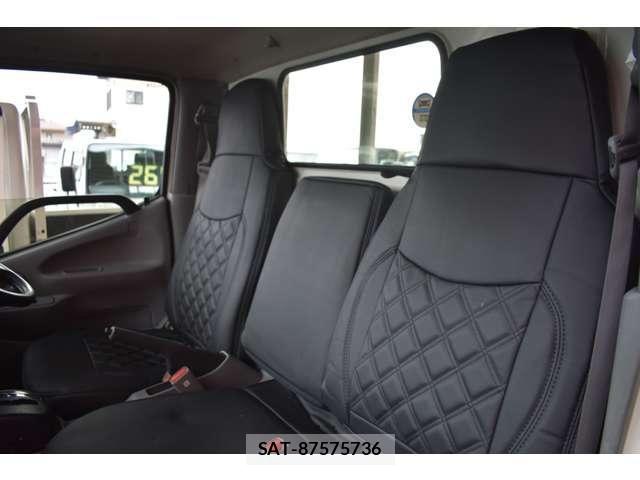 Toyota TOYOACE 2019-06 7964152-13