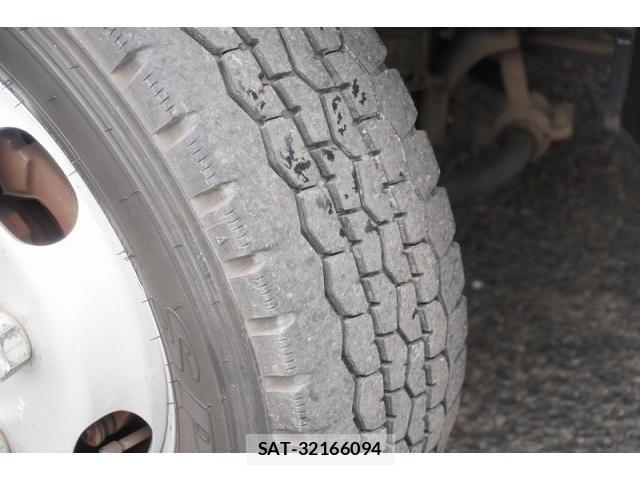 Toyota TOYOACE 2013-02 7964149-9