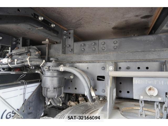 Toyota TOYOACE 2013-02 7964149-12