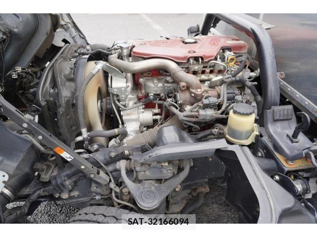 Toyota TOYOACE 2013-02 7964149-14