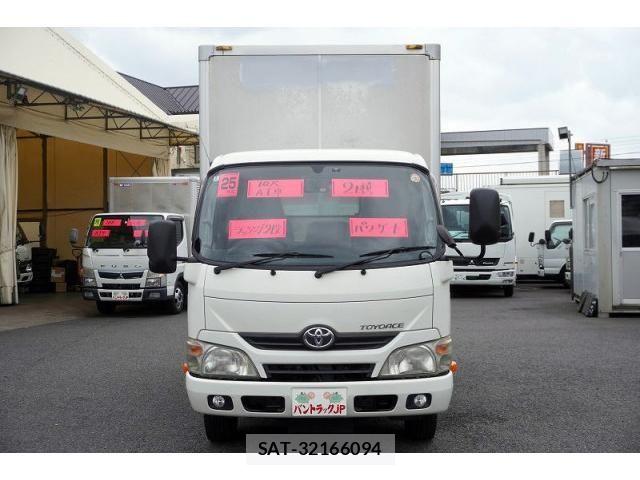 Toyota TOYOACE 2013-02 7964149-1
