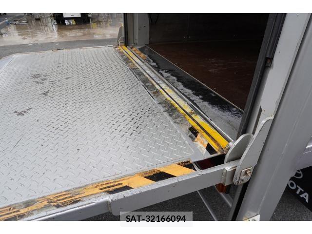 Toyota TOYOACE 2013-02 7964149-25