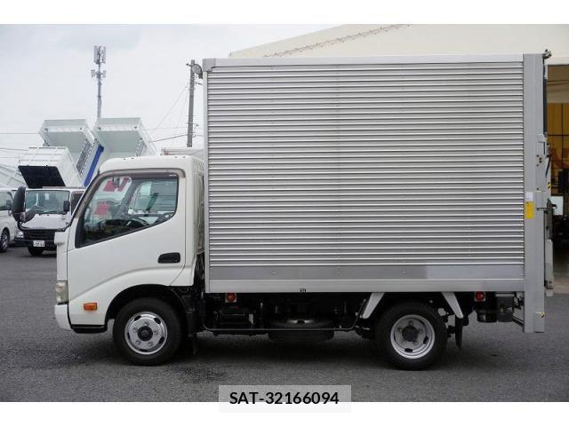 Toyota TOYOACE 2013-02 7964149-2