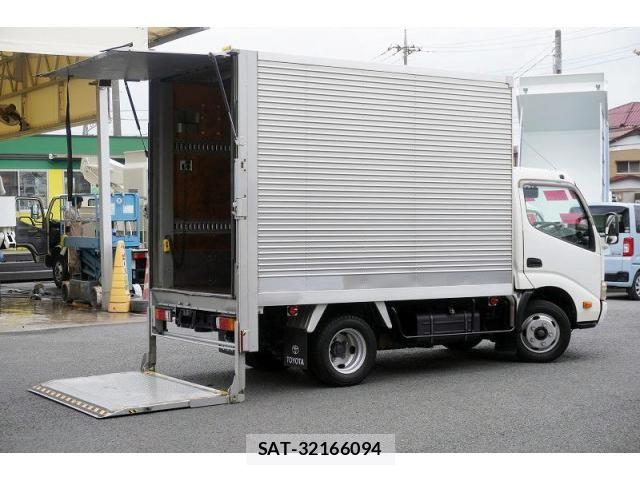 Toyota TOYOACE 2013-02 7964149-8