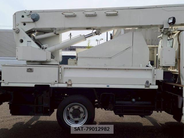 Toyota TOYOACE 2016-10 7964139-9