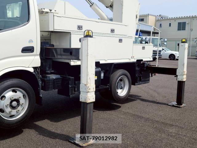 Toyota TOYOACE 2016-10 7964139-14