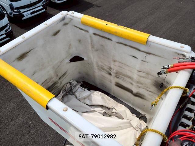 Toyota TOYOACE 2016-10 7964139-24