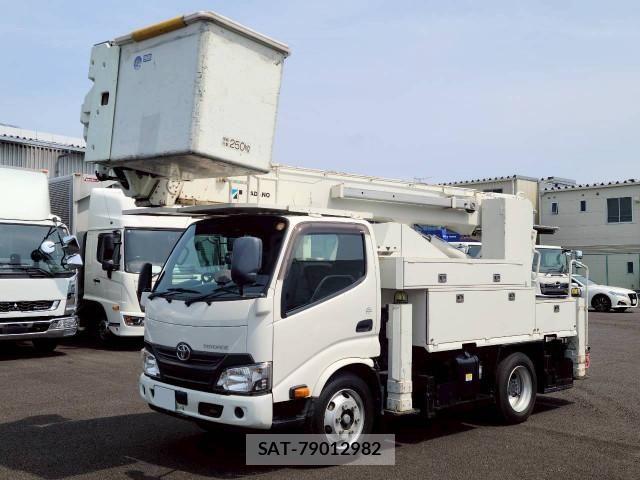 Toyota TOYOACE 2016-10 7964139-6