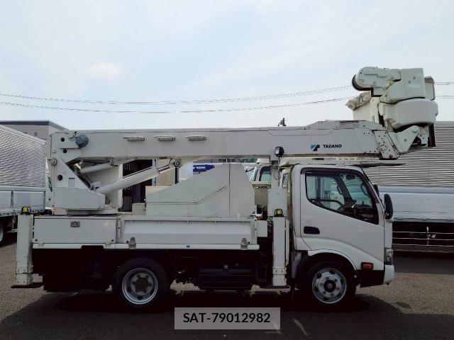 Toyota TOYOACE 2016-10 7964139-8