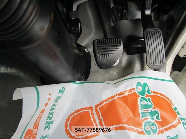 Toyota TOYOACE 2016-04 7981357-12