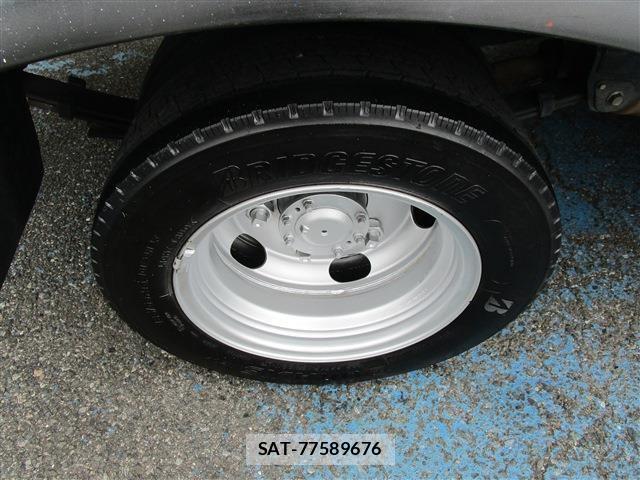 Toyota TOYOACE 2016-04 7981357-18