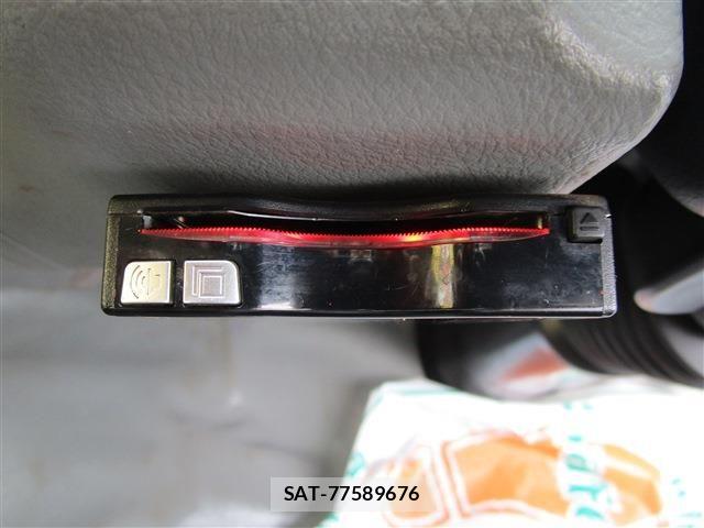 Toyota TOYOACE 2016-04 7981357-25