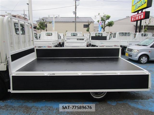 Toyota TOYOACE 2016-04 7981357-8